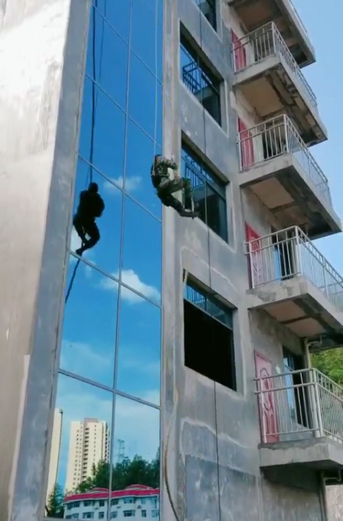 IMG_20180820_003555.png IMG_20180820_003555.png