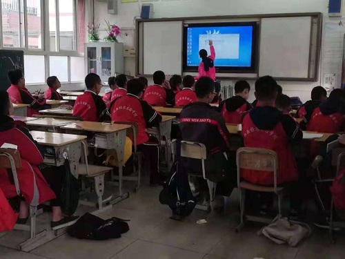 5初二古往今来大舞台历史课堂.jpg 5初二古往今来大舞台历史课堂.jpg