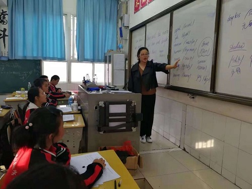 2初一英语视听说.jpg 2初一英语视听说.jpg