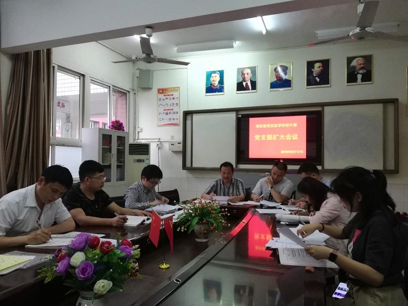 小图.jpg 小图.jpg