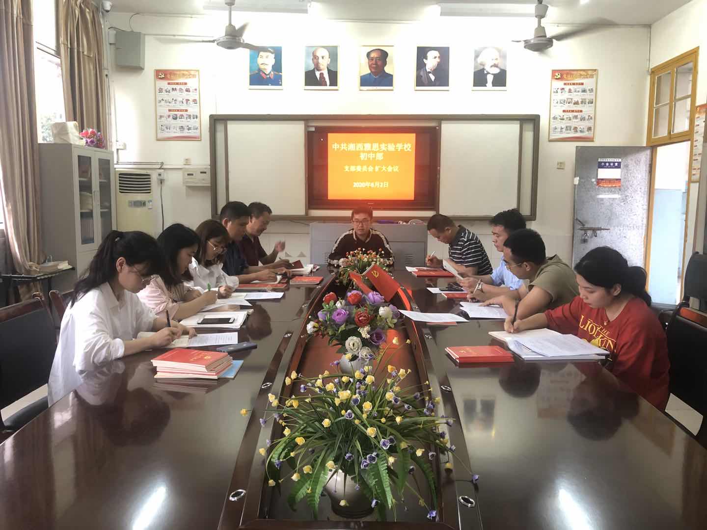 311591149639_.pic.jpg 311591149639_.pic.jpg