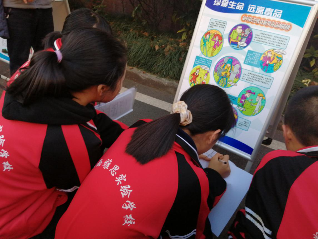 微信图片_20201117101140.png 微信图片_20201117101140.png