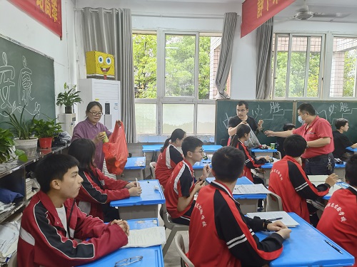 微信图片_20220604095013.jpg 微信图片_20220604095013.jpg