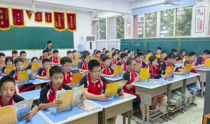 6389432849694964023485913.jpg 微信截图_20250924161340.jpg