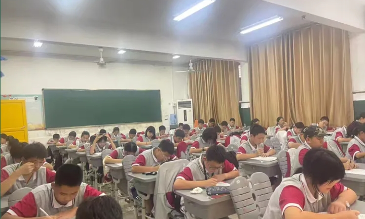 6389751199194183246157688.jpg 微信截图_20251031124930.jpg