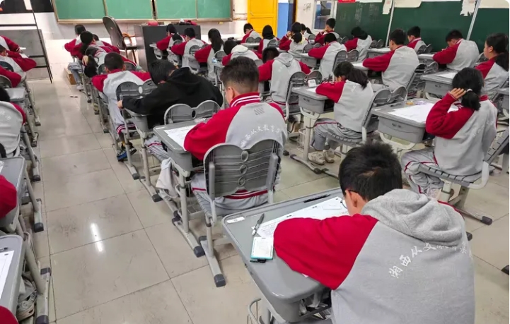 6389751857819683464188658.jpg 微信截图_20251031144158.jpg