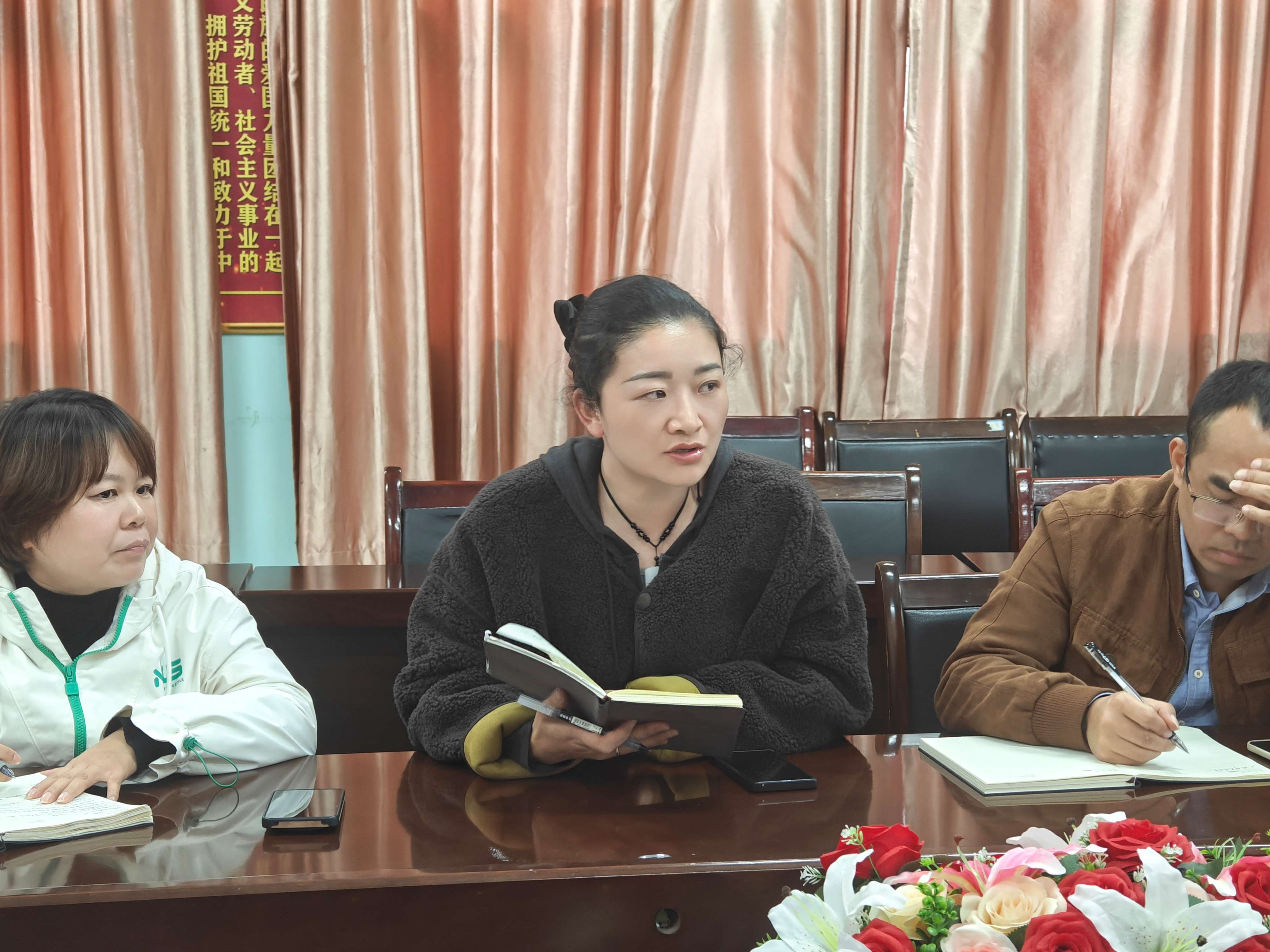 6389899383486631703602566.jpg 李利芝.jpg